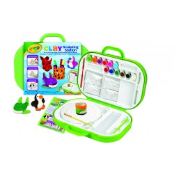 CLAY SCULPTING STATION