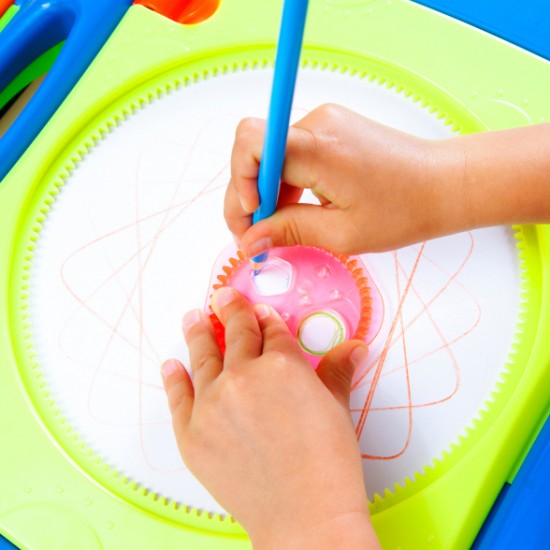 ART-TO-GO 4-IN-1 SPIRAL ART STUDIO 