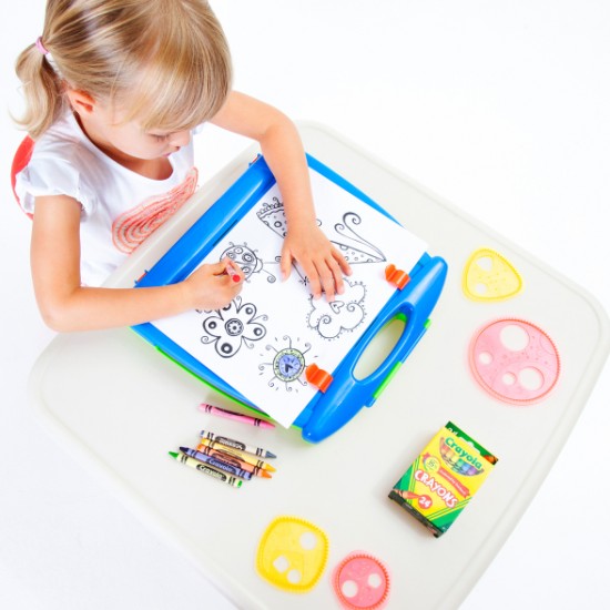 ART-TO-GO 4-IN-1 SPIRAL ART STUDIO 