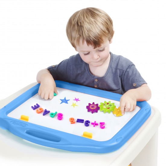 CRAYOLA READY-TO-CREATE:  MAGNETIC BOARD PLAYSET - FOODIE